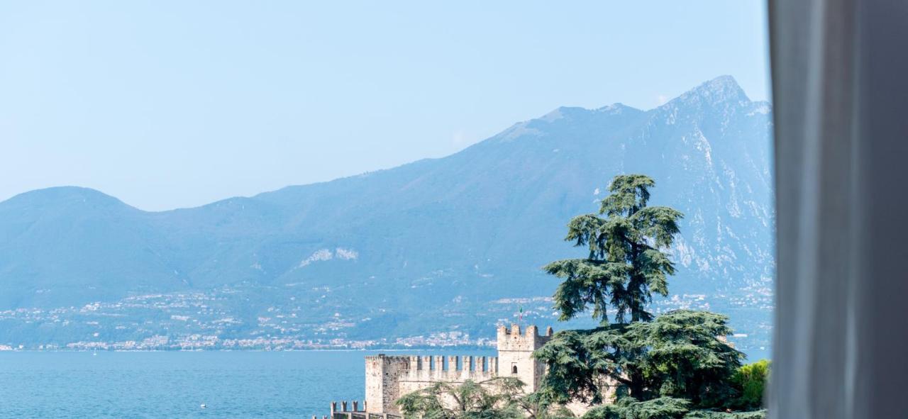 Casa Antichita Villa Torri Del Benaco Exterior photo